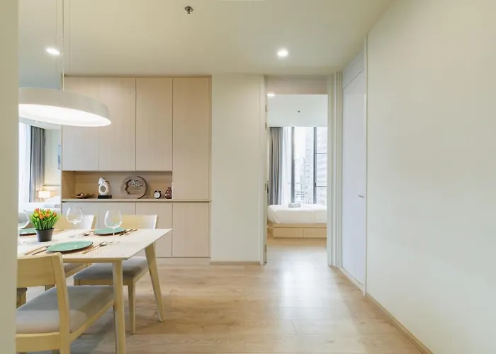 Huge Luxury Center Of Bkk! 5 Mins Bts Asok Apartment