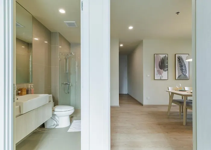 Huge Luxury Center Of Bkk! 5 Mins Bts Asok Apartment *