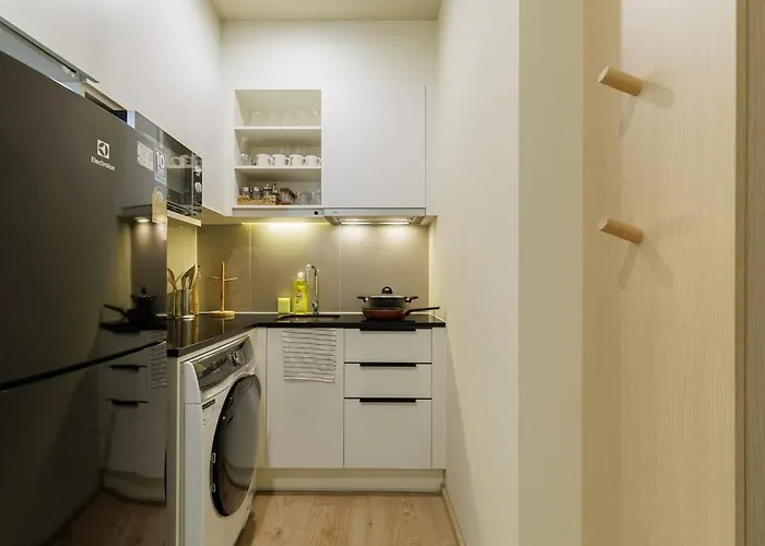 Huge Luxury Center Of Bkk! 5 Mins Bts Asok Bangkok